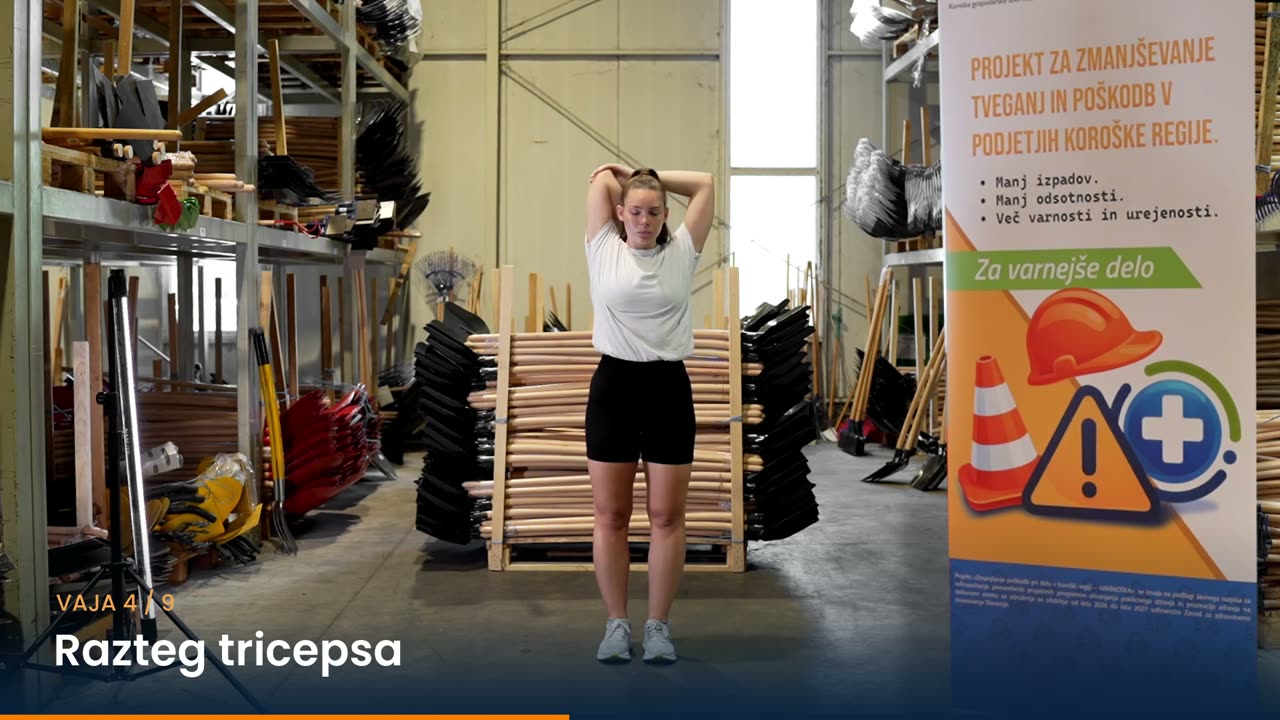 Razteg tricepsa – izvedba